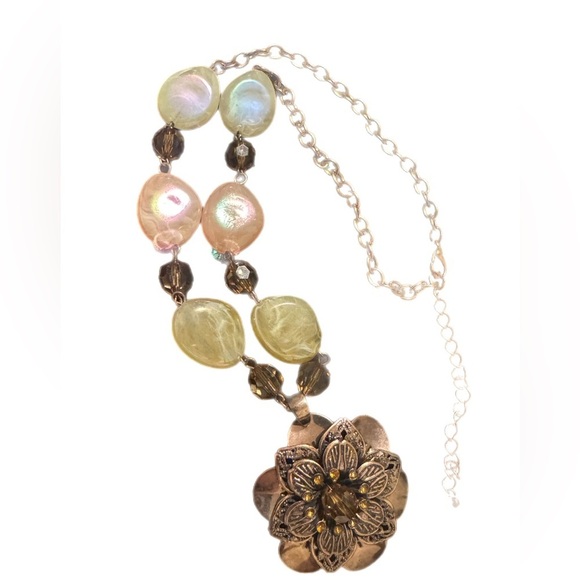 Vintage Necklace Copper Colored Flower w/ Beads On A Chain Bohemian Earthy - Picture 5 of 7